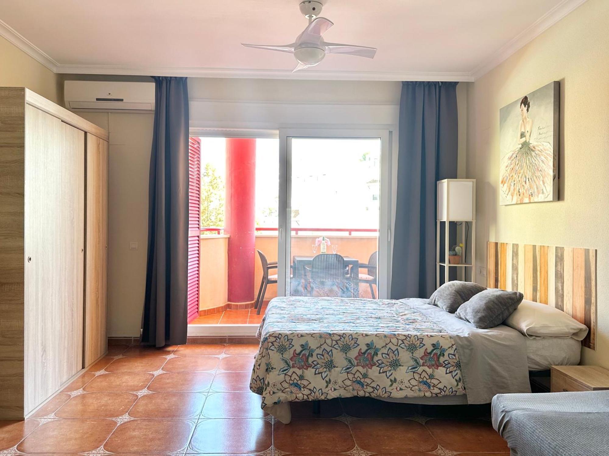 Costa Del Sol Seaside Studio - 5 Mins From Beach Fuengirola Buitenkant foto