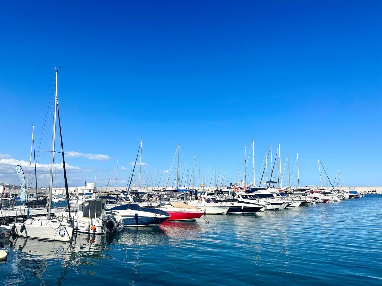 Costa Del Sol Seaside Studio - 5 Mins From Beach Fuengirola Buitenkant foto